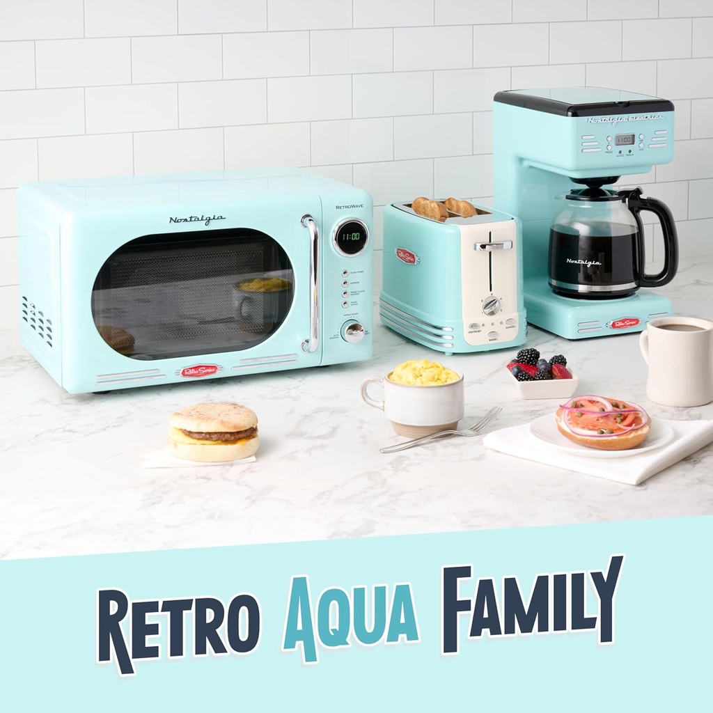 nostalgia-retro-compact-countertop-micro-6.jpg