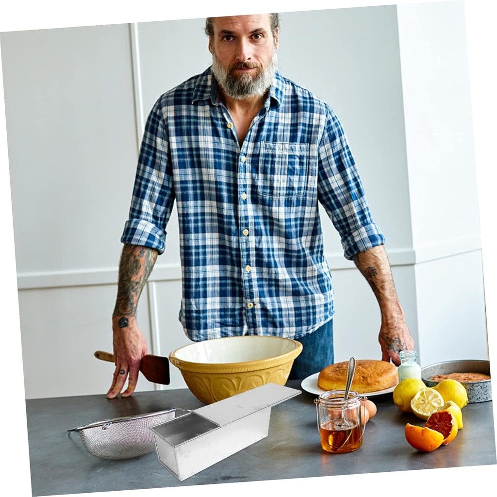 cabilock-bread-box-lid-loaf-pans-cake-co-5.jpg
