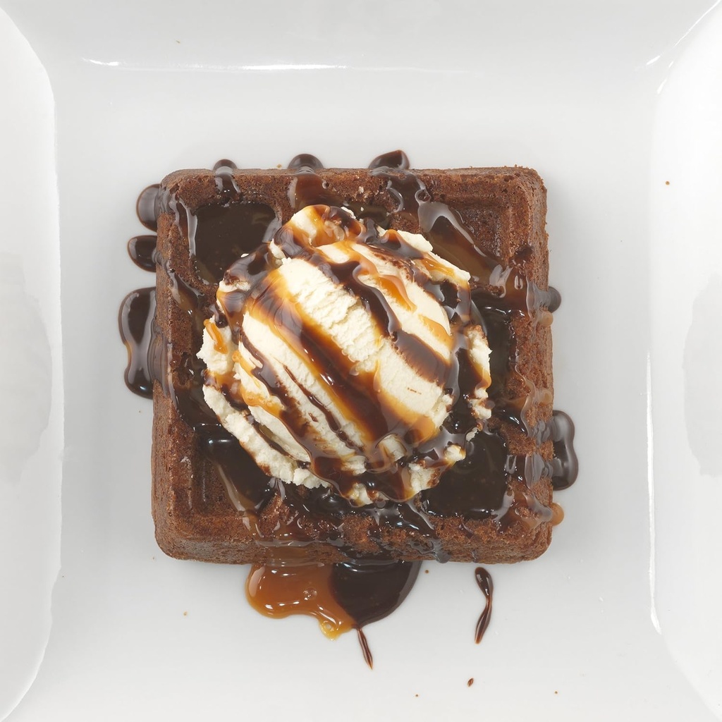 sweet-creations-waffle-cake-pan-silver-4.jpg