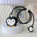 Încărcător SKYCELL capac de caz cu protector de cablu complet 3D Cute Model compatibil pentru încărcător iPhone Doar 18W & 20W iPhone 16,iPhone 13,iPhone 15,iPhone 14 (Pinguin negru)